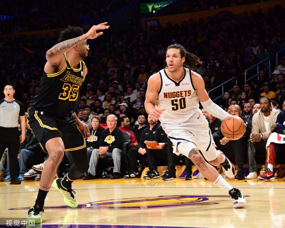 更是对他实 更是对他实